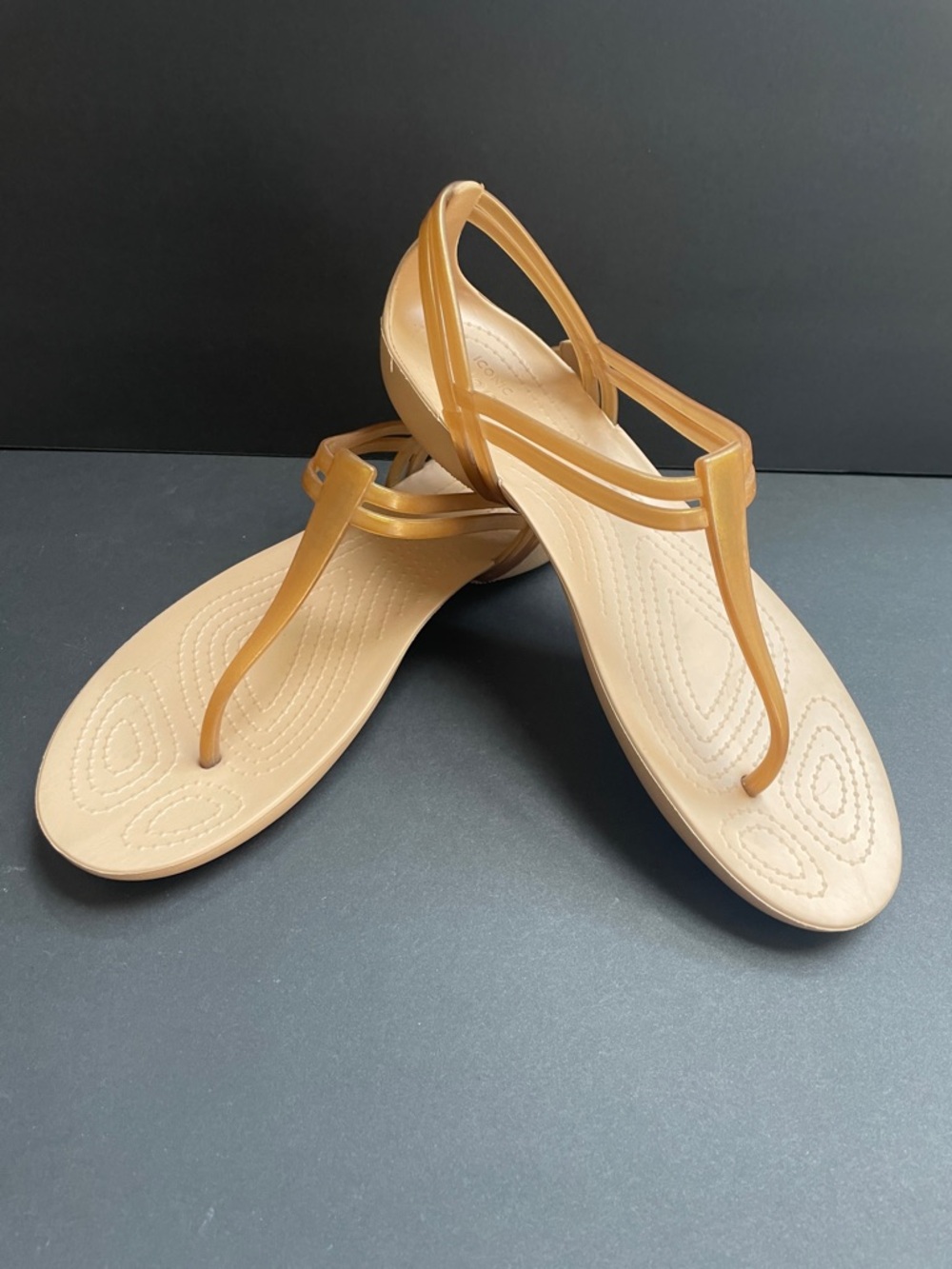 Women's Gold T-Strap CROCS Sandals Lightweight Summer Isabella EC